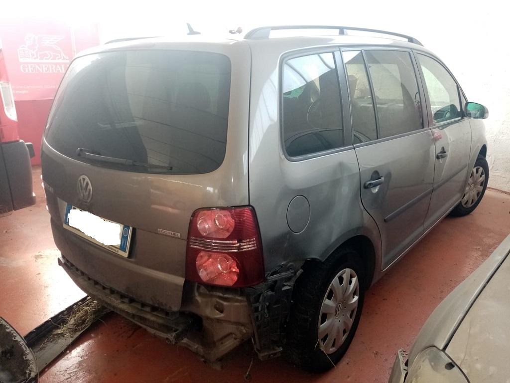 VOLKSWAGEN TOURAN 2.0 M 80KW 5M 5P (2008) RICAMBI IN MAGAZZINO