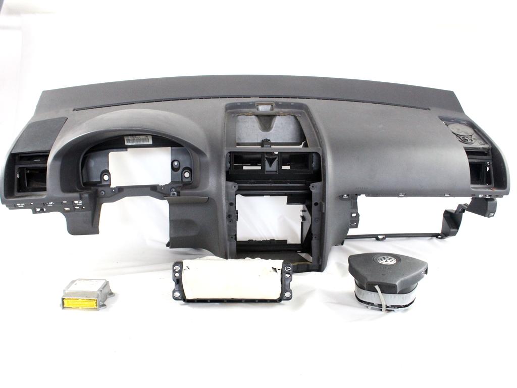 1T0909605D KIT AIRBAG VOLKSWAGEN TOURAN 2.0 M 80KW 5M 5P (2008) RICAMBIO USATO CON CENTRALINA AIRBAG, AIRBAG VOLANTE GUIDATORE, AIRBAG PASSEGGERO, CRUSCOTTO 1T0880204F 1K0880201BT1QB