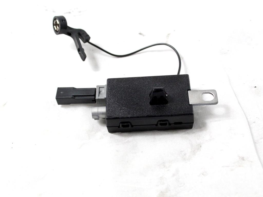 30752169 CENTRALINA AMPLIFICATORE ANTENNA VOLVO C30 1.6 D 80KW 5M 3P (2010) RICAMBIO USATO