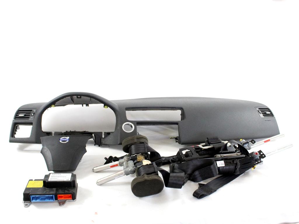 31295109 KIT AIRBAG VOLVO C30 1.6 D 80KW 5M 3P (2010) RICAMBIO USATO CON PRETENSIONATORI CINTURE DI SICUREZZA, CENTRALINA AIRBAG, AIRBAG VOLANTE GUIDATORE, AIRBAG PASSEGGERO, CRUSCOTTO 8623349 8623351