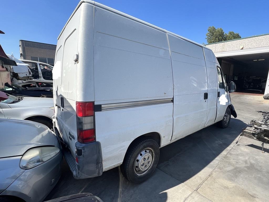 FIAT DUCATO 2.8 D 93KW 5M 2P (2003) RICAMBI USATI AUTO IN PIAZZALE 