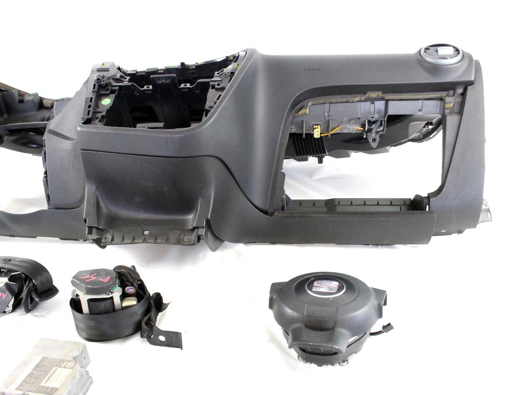 5N0959655A KIT AIRBAG SEAT LEON 1.9 D 77KW 5M 5P (2008) RICAMBIO USATO CON PRETENSIONATORI CINTURE DI SICUREZZA, CENTRALINA AIRBAG, AIRBAG VOLANTE GUIDATORE, AIRBAG PASSEGGERO, CRUSCOTTO 1P0880204 1P0880201A