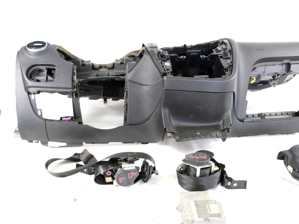 5N0959655A KIT AIRBAG SEAT LEON 1.9 D 77KW 5M 5P (2008) RICAMBIO USATO CON PRETENSIONATORI CINTURE DI SICUREZZA, CENTRALINA AIRBAG, AIRBAG VOLANTE GUIDATORE, AIRBAG PASSEGGERO, CRUSCOTTO 1P0880204 1P0880201A