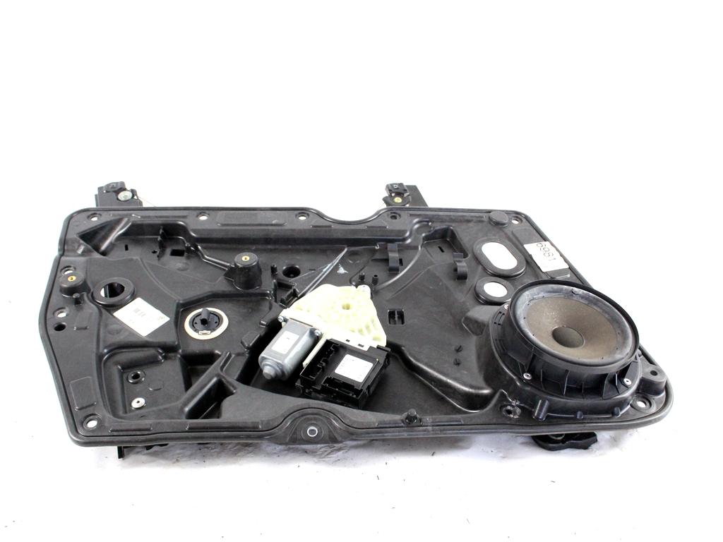 5K0837461D MOTORINO MECCANISMO ALZA-VETRO ALZA-CRISTALLO PORTA ANTERIORE SINISTRA VOLKSWAGEN GOLF 6 1.6 D 77KW AUT 5P (2009) RICAMBIO USATO 5K0959701D 5K0959793