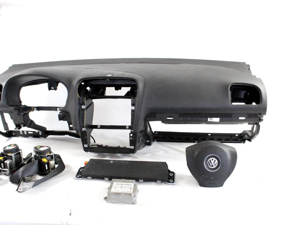 5K0959655 KIT AIRBAG VOLKSWAGEN GOLF 6 1.6 D 77KW AUT 5P (2009) RICAMBIO USATO CON PRETENSIONATORI CINTURE DI SICUREZZA, CENTRALINA AIRBAG, AIRBAG VOLANTE GUIDATORE, AIRBAG PASSEGGERO , CRUSCOTTO 3C8880201L 5K1880841B