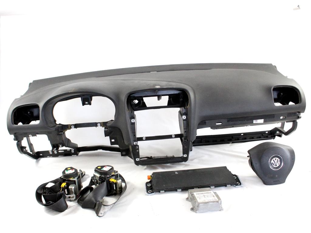 5K0959655 KIT AIRBAG VOLKSWAGEN GOLF 6 1.6 D 77KW AUT 5P (2009) RICAMBIO USATO CON PRETENSIONATORI CINTURE DI SICUREZZA, CENTRALINA AIRBAG, AIRBAG VOLANTE GUIDATORE, AIRBAG PASSEGGERO , CRUSCOTTO 3C8880201L 5K1880841B