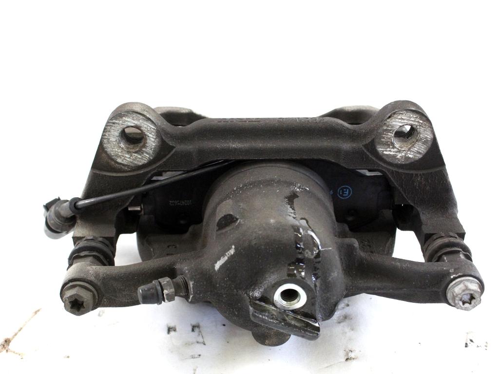 8V0615124 PINZA FRENO ANTERIORE DESTRA VOLKSWAGEN GOLF 7 1.6 D 77KW 5M 5P (2013) RICAMBIO USATO