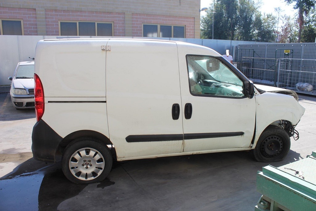 FIAT DOBLO 1.3 D 66KW 5M 2P (2011) RICAMBI IN MAGAZZINO