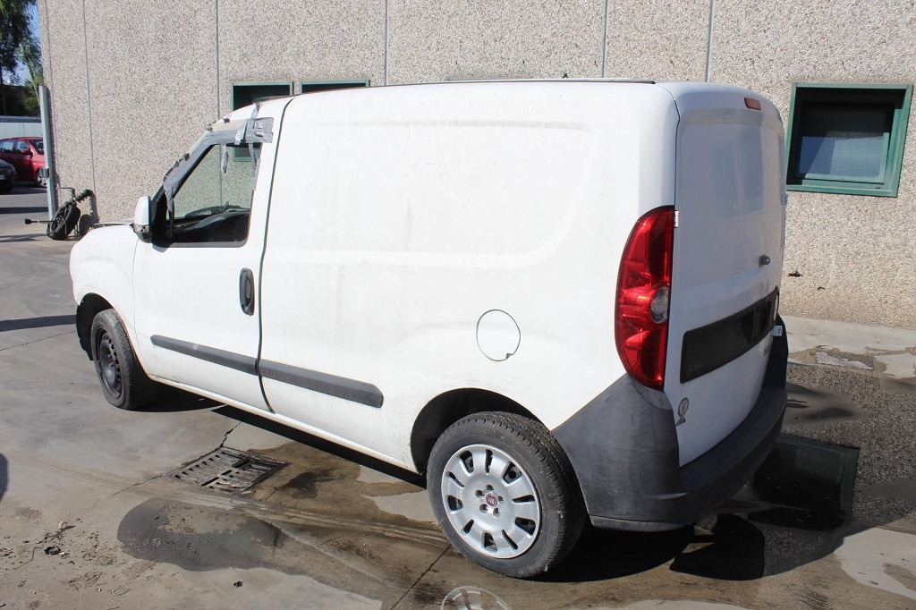 FIAT DOBLO 1.3 D 66KW 5M 2P (2011) RICAMBI IN MAGAZZINO