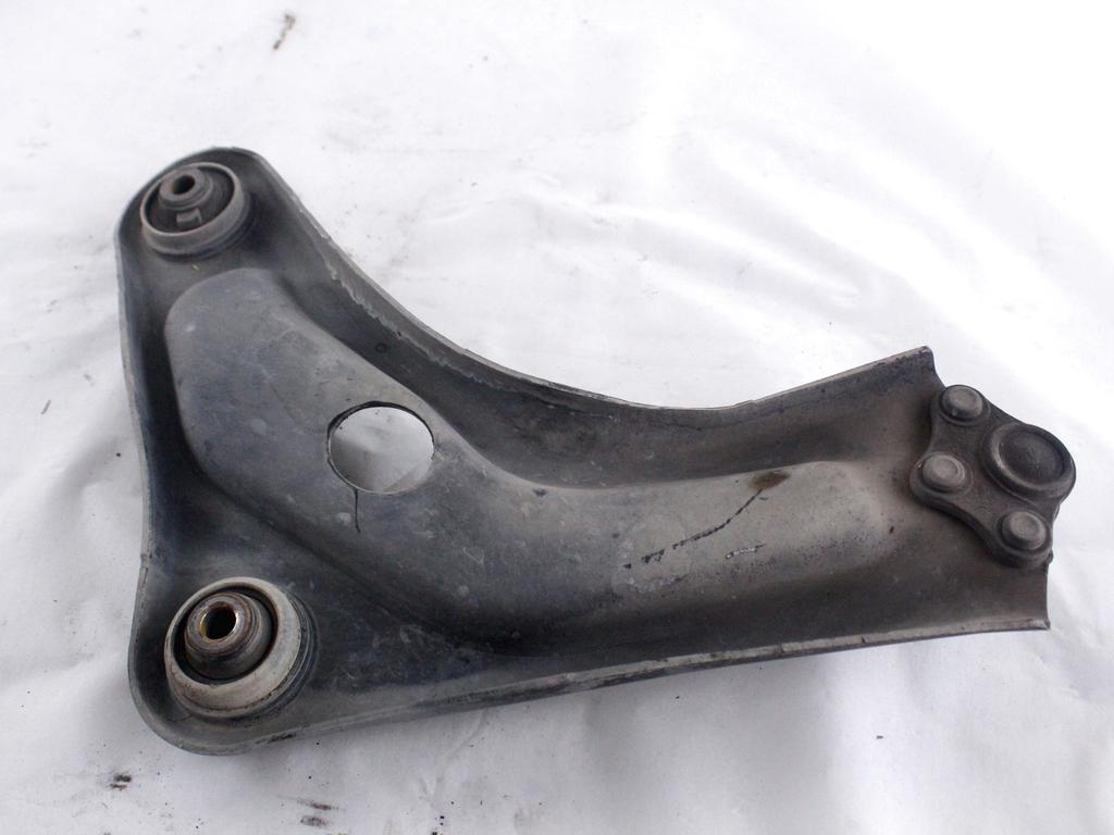 3521N8 BRACCIO OSCILLANTE ANTERIORE DESTRO PEUGEOT 207 1.4 B 54KW 5M 3P (2007) RICAMBIO USATO