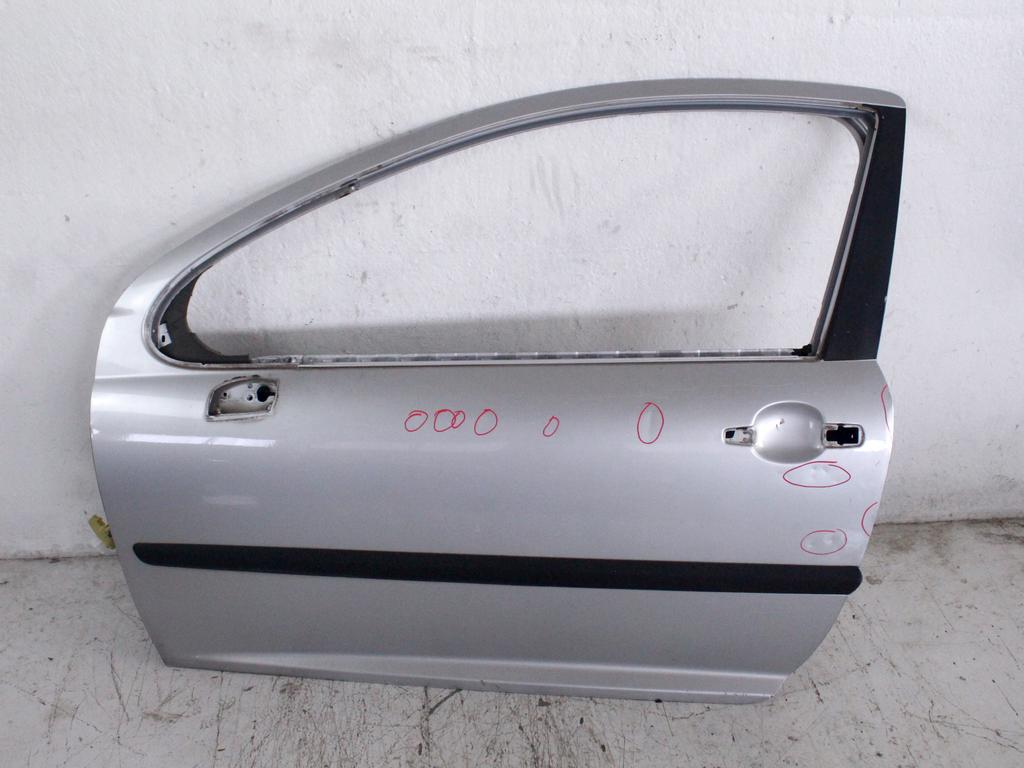 9002AN PORTA ANTERIORE SINISTRA GUIDATORE PEUGEOT 207 1.4 B 54KW 5M 3P (2007) RICAMBIO USATO LEGGERMENTE AMMACCATA