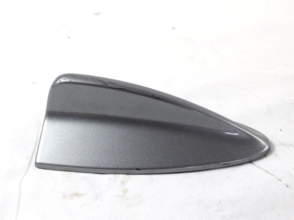 65206955557 RIVESTIMENTO PINNA ANTENNA TETTO BMW SERIE 3 320D E91 2.0 D 4X4 130KW AUT 5P (2009) RICAMBIO USATO