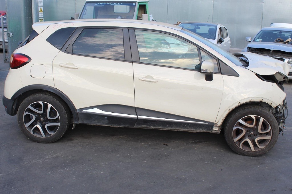 RENAULT CAPTUR 1.5 D 66KW 5M 5P (2014) RICAMBI IN MAGAZZINO