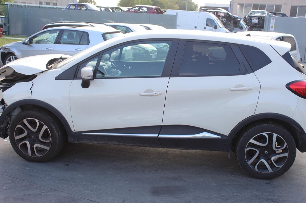 RENAULT CAPTUR 1.5 D 66KW 5M 5P (2014) RICAMBI IN MAGAZZINO