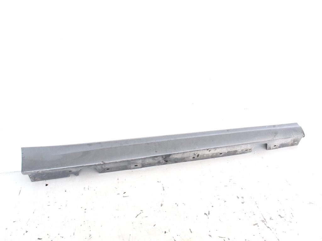 51777202652 MINIGONNA RIVESTIMENTO SOTTOPORTA LATO DESTRO BMW SERIE 3 320D E91 2.0 D 4X4 130KW AUT 5P (2009) RICAMBIO USATO