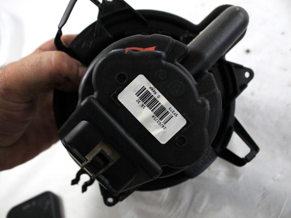 272101005R MOTORINO VENTOLA VENTILAZIONE ABITACOLO RENAULT CAPTUR 1.5 D 66KW 5M 5P (2014) RICAMBIO USATO