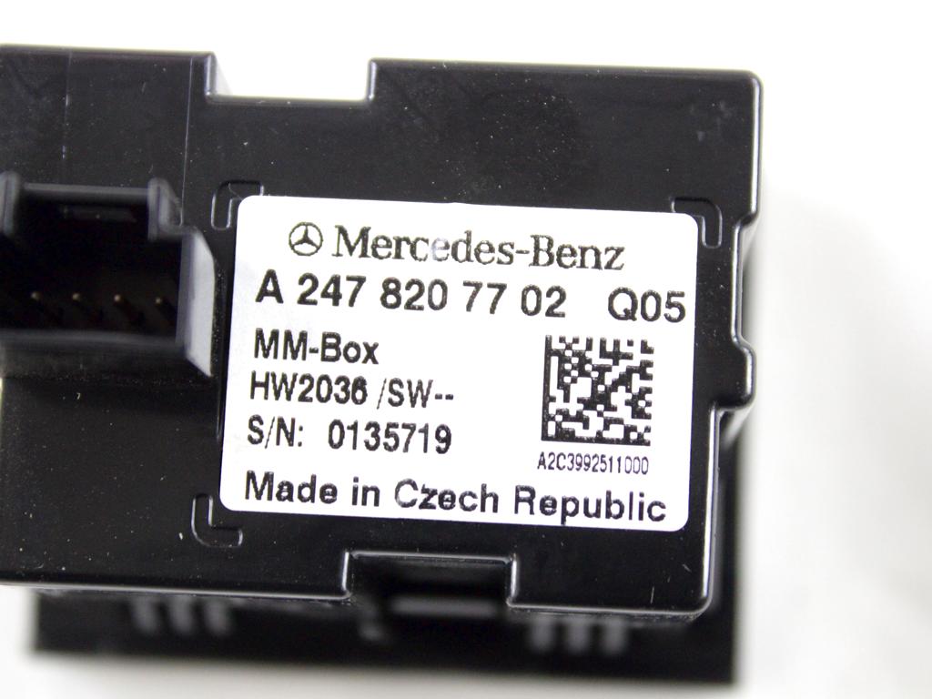 A2478207702 PORTE INGRESSO USB-C TUNNEL CENTRALE PARTE POSTERIORE MERCEDES GLA H247 200 D 2.0 110KW AUT 5P (2023) RICAMBIO USATO