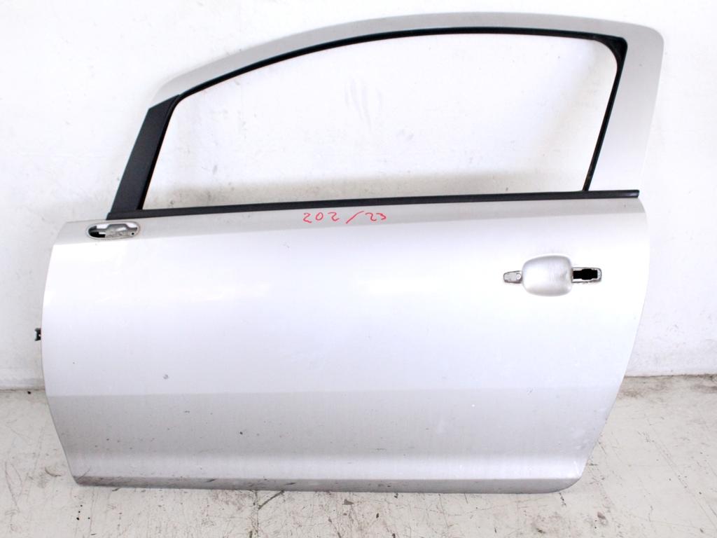 93191126 PORTA ANTERIORE SINISTRA GUIDATORE OPEL CORSA D 1.2 B 59KW 5M 3P (2009) RICAMBIO USATO LEGGERMENTE STRISCIATA