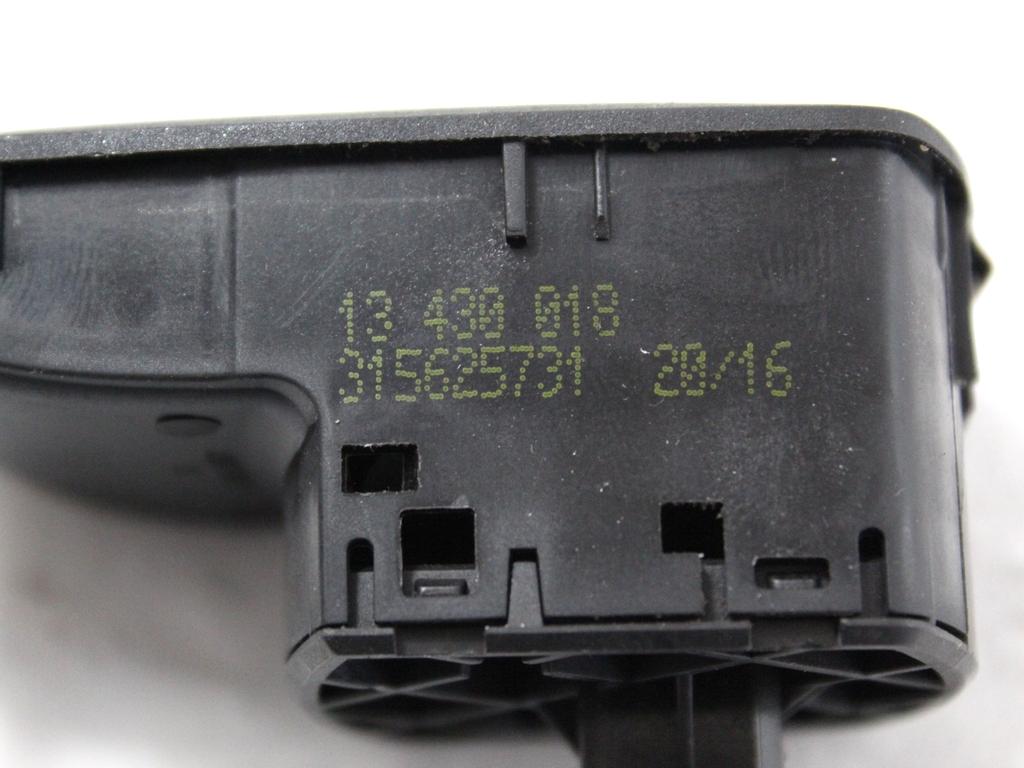 13430018 COMANDO INTERRUTTORE ALZA-VETRO ALZA-CRISTALLO PORTA ANTERIORE DESTRA OPEL CORSA E 1.4 G 66KW 5M 5P (2016) RICAMBIO USATO