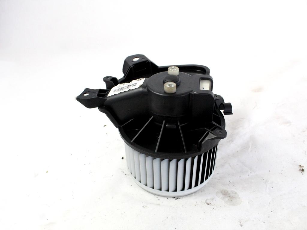 13335075 MOTORINO VENTOLA VENTILAZIONE ABITACOLO OPEL CORSA E 1.4 G 66KW 5M 5P (2016) RICAMBIO USATO