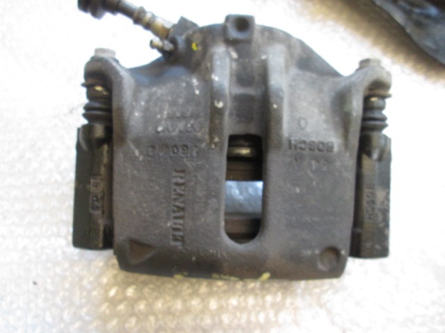 SPREDNJE DESNE ZAVORNE CELJUSTI  OEM N. 7701207686 ORIGINAL REZERVNI DEL RENAULT SCENIC/GRAND SCENIC JM0/1 MK2 (2003 - 2009) BENZINA LETNIK 2005