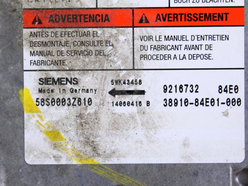 9216732 KIT AIRBAG OPEL AGILA A 1.0 B 44KW 5M 5P (2006) RICAMBIO USATO CON CENTRALINA AIRBAG, AIRBAG VOLANTE, AIRBAG PASSEGGERO, PRETENSIONATORI CINTURE DI SICUREZZA, CRUSCOTTO 9214656 9214614 9216491