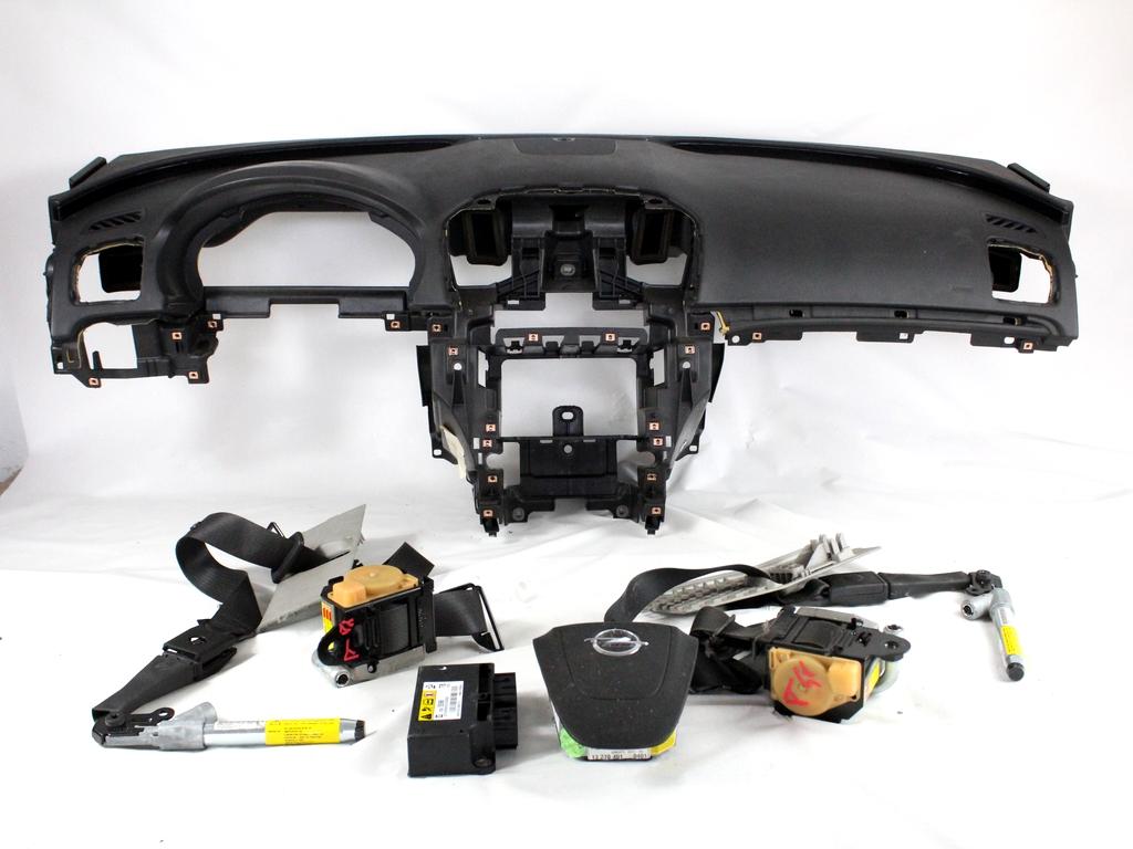 13505596 KIT AIRBAG OPEL INSIGNIA A SW 2.0 D 118KW 6M 5P (2009) RICAMBIO USATO CON PRETENSIONATORI CINTURE DI SICUREZZA, CENTRALINA AIRBAG, AIRBAG VOLANTE GUIDATORE, AIRBAG PASSEGGERO, CRUSCOTTO 13270401 13222957