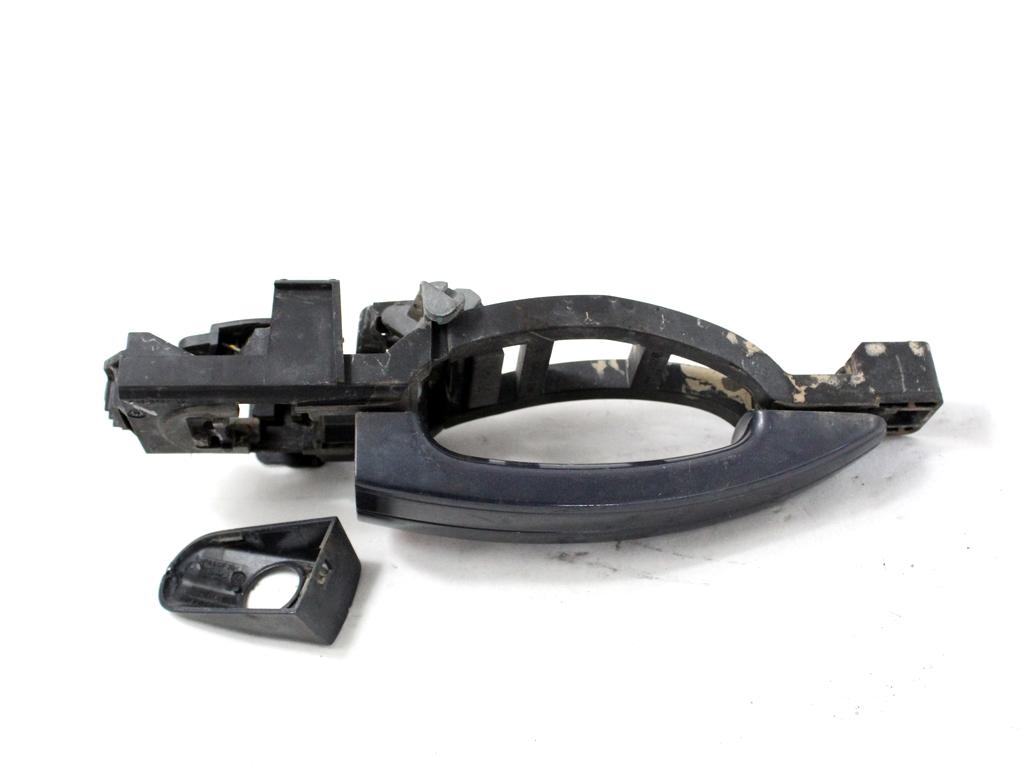 1305822 MANIGLIA ESTERNA PORTA ANTERIORE SINISTRA FORD KUGA 2.0 D 103KW 6M 5P (2012) RICAMBIO USATO