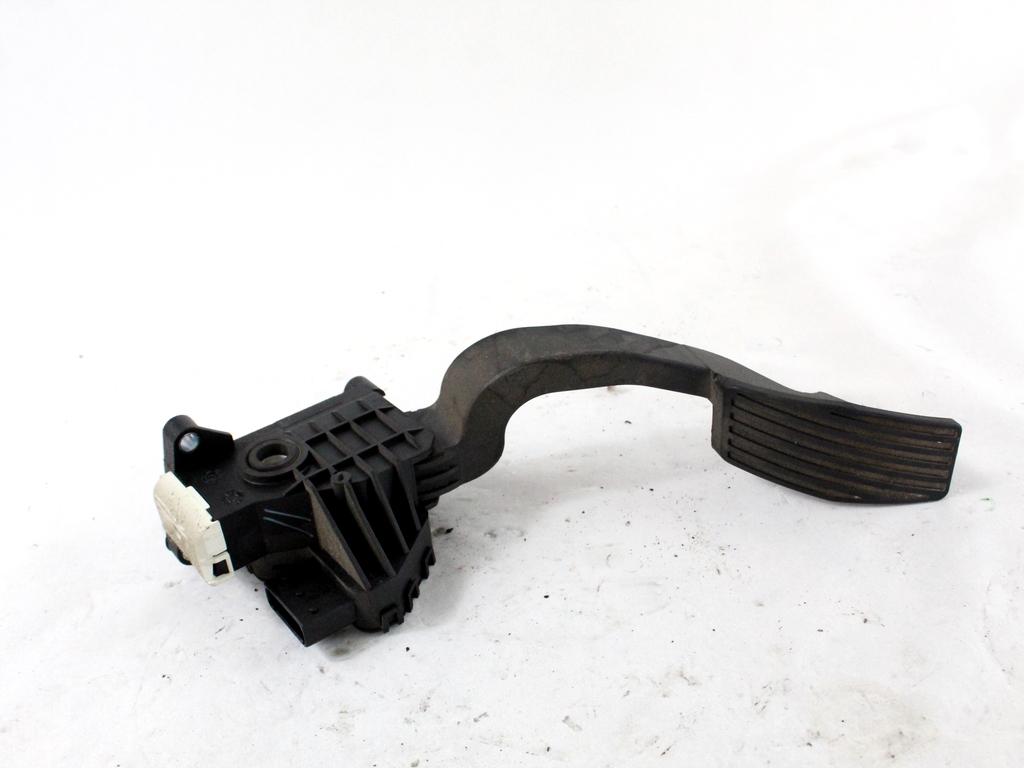 13305804 PEDALE ACCELERATORE OPEL CORSA D 1.3 D 55KW 5M 5P (2010) RICAMBIO USATO