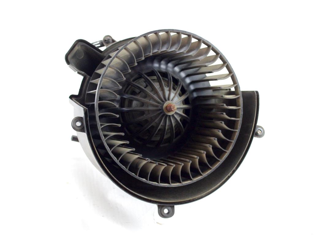 90579977 MOTORINO VENTOLA VENTILAZIONE ABITACOLO OPEL ZAFIRA A 1.8 B 85KW 5M 5P (1999) RICAMBIO USATO