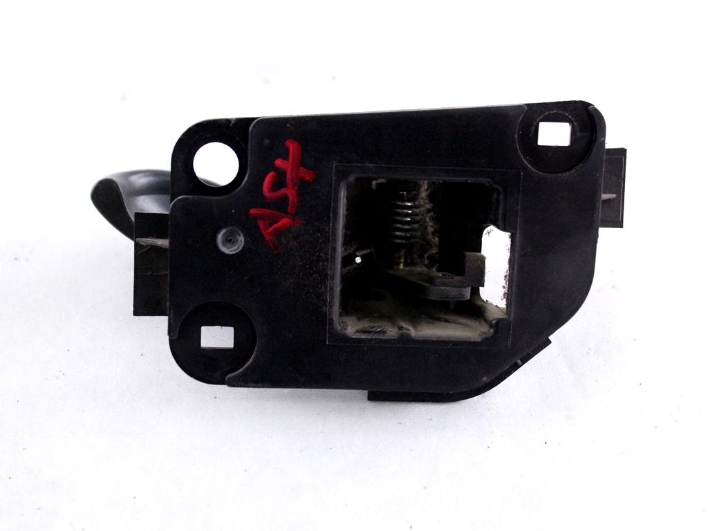 735268773 MANIGLIA INTERNA PORTA ANTERIORE SINISTRA FIAT PUNTO 1.3 D 51KW 5M 5P (2005) RICAMBIO USATO