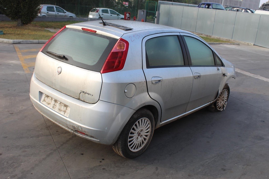 FIAT GRANDE PUNTO 1.3 D 55KW 5M 5P (2008) RICAMBIO USATO