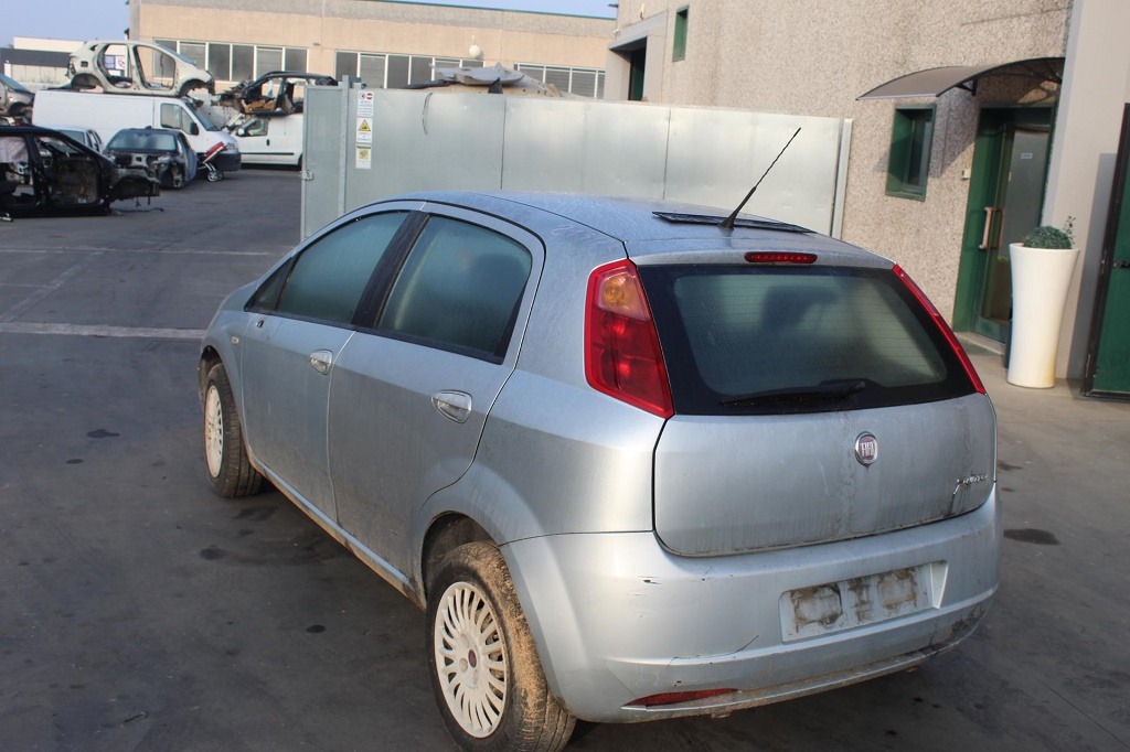 FIAT GRANDE PUNTO 1.3 D 55KW 5M 5P (2008) RICAMBIO USATO