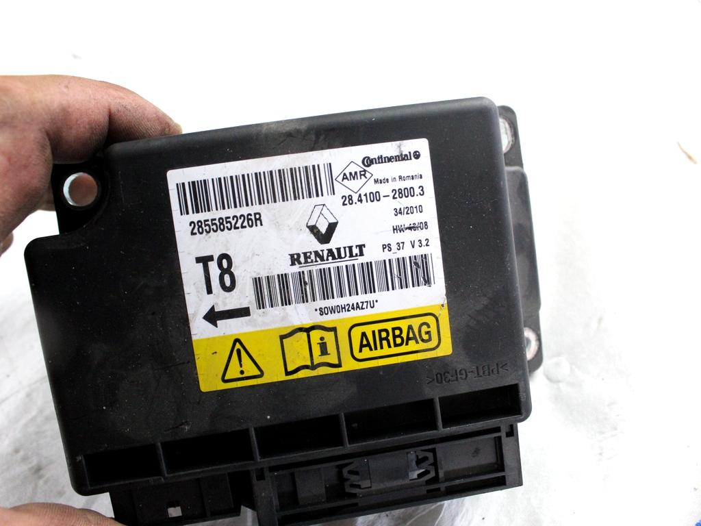 285585226R KIT AIRBAG RENAULT MEGANE 3 SW 1.6 G 81KW 6M 5P (2010) RICAMBIO USATO CON PRETENSIONATORI CINTURE DI SICUREZZA, CENTRALINA AIRBAG, AIRBAG VOLANTE GUIDATORE, AIRBAG PASSEGGERO, CRUSCOTTO 28.4100-2800.3 985100007R 985250003R