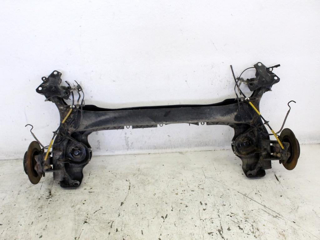 555019103R PONTE ASSALE POSTERIORE RENAULT MEGANE 3 SW 1.6 G 81KW 6M 5P (2010) RICAMBIO USATO CON MOZZI E FUSELLI