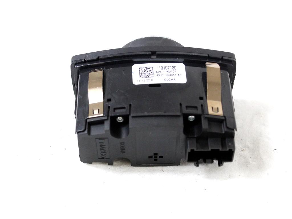 AV1T-13D061-AC GRUPPO DI COMANDO INTERRUTTORE E REGOLAZIONE LUCI E FARI FORD B-MAX 1.5 D 55KW 5M 5P (2015) RICAMBIO USATO CON REGOLAZIONE INTENSITÀ LUMINOSA CRUSCOTTO, INTERRUTTORE FENDINEBBIA E RETRONEBBIA