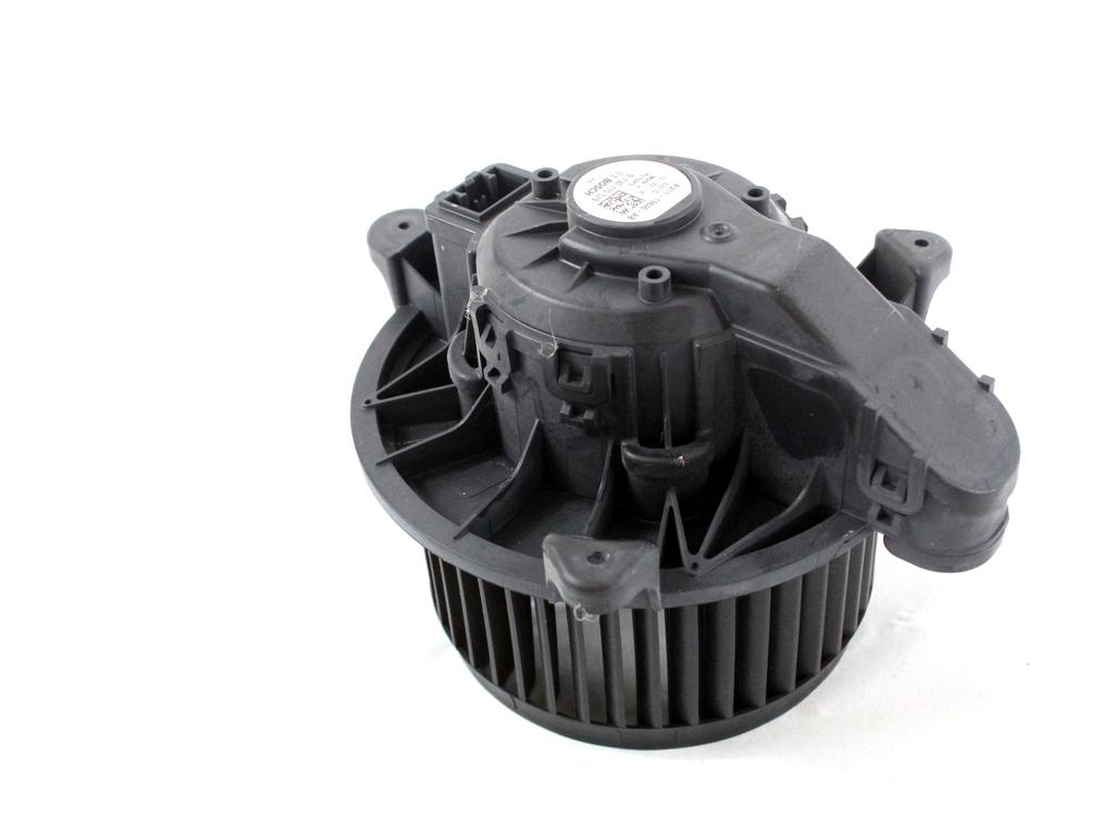 AV11-19846-AB MOTORINO VENTOLA VENTILAZIONE ABITACOLO FORD B-MAX 1.5 D 55KW 5M 5P (2015) RICAMBIO USATO 0130115579