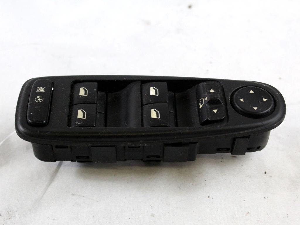 96639383ZD GRUPPO DI COMANDO ALZA-VETRI ALZA-CRISTALLI PORTA ANTERIORE SINISTRA CITROEN C4 PICASSO 1.6 D 80KW AUT 5P (2008) RICAMBIO USATO CON REGOLAZIONE RETROVISORI ELETTRICI