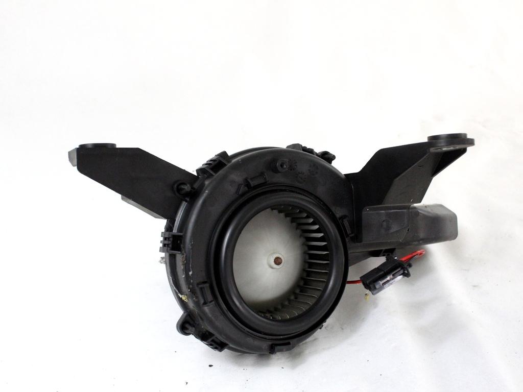 9650872480 MOTORINO VENTOLA VENTILAZIONE ABITACOLO POSTERIORE LATO DESTRO CITROEN C4 PICASSO 1.6 D 80KW AUT 5P (2008) RICAMBIO USATO