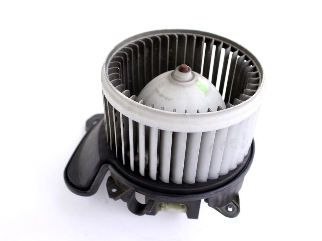 77364956 MOTORINO VENTOLA VENTILAZIONE ABITACOLO FIAT GRANDE PUNTO 1.3 D 55KW 5M 5P (2008) RICAMBIO USATO