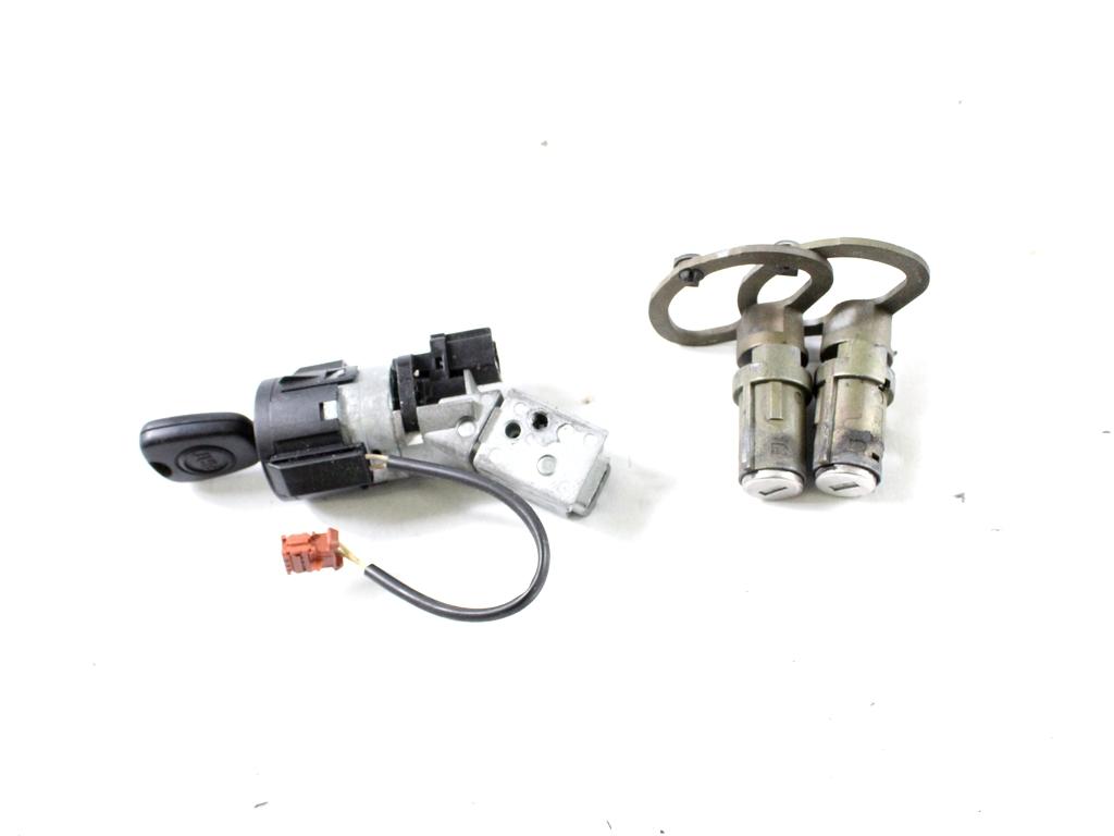 9663384280 KIT ACCENSIONE AVVIAMENTO FIAT ULYSSE 2.0 D 88KW 6M 5P (2006) RICAMBIO USATO CON CENTRALINA MOTORE, BLOCCHETTI ACCENSIONE APERTURA CON CHIAVE 9655534080 9658539680 9659285280