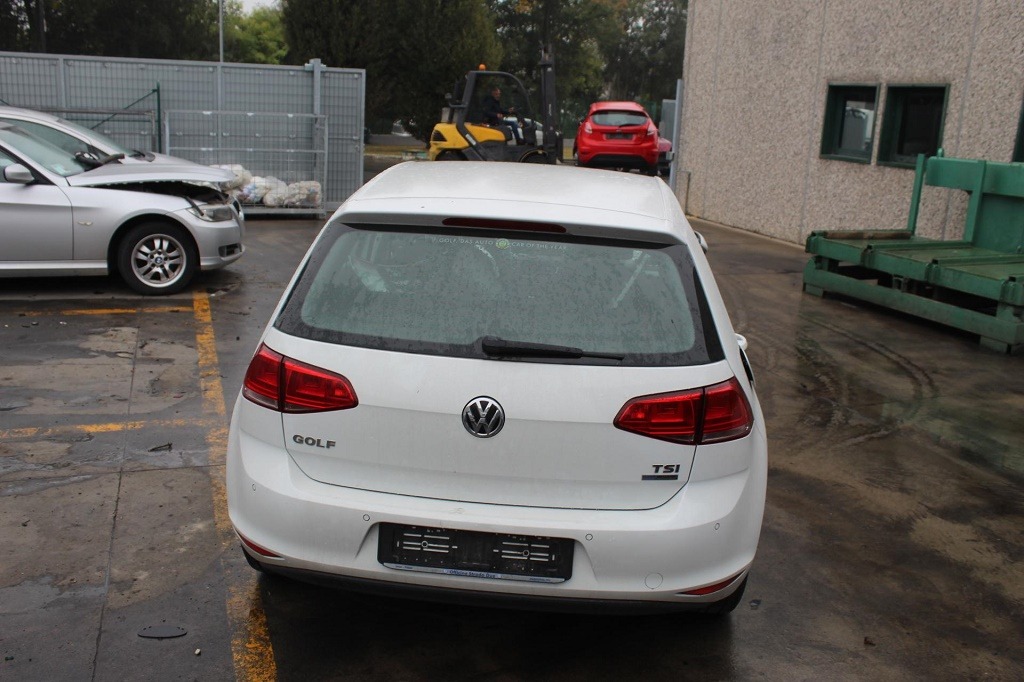 VOLKSWAGEN GOLF 7 1.2 B 63KW 5M 5P (2014) RICAMBI IN MAGAZZINO TELAIO IN PIAZZALE SENZA FOTO 