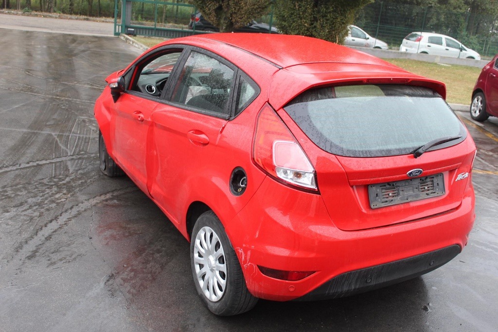 FORD FIESTA 1.4 G 71KW 5M 5P (2017) RICAMBI USATI AUTO IN PIAZZALE