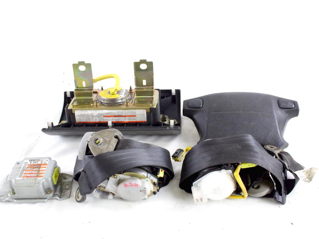 38910-81AD0 KIT AIRBAG SUZUKI JIMNY 1.3 B 4X4 60KW 5M 3P (2004) RICAMBIO USATO CON CENTRALINA AIRBAG, AIRBAG VOLANTE, PRETENSIONATORI CINTURE DI SICUREZZA, AIRBAG PASSEGGERO 48150-81A50 73910-81A20