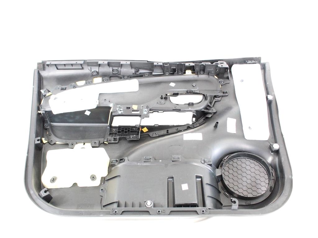 67610-0DK30-22 PANNELLO INTERNO PORTA ANTERIORE DESTRA TOYOTA YARIS P13 1.5 I 55KW AUT 5P (2017) RICAMBIO USATO