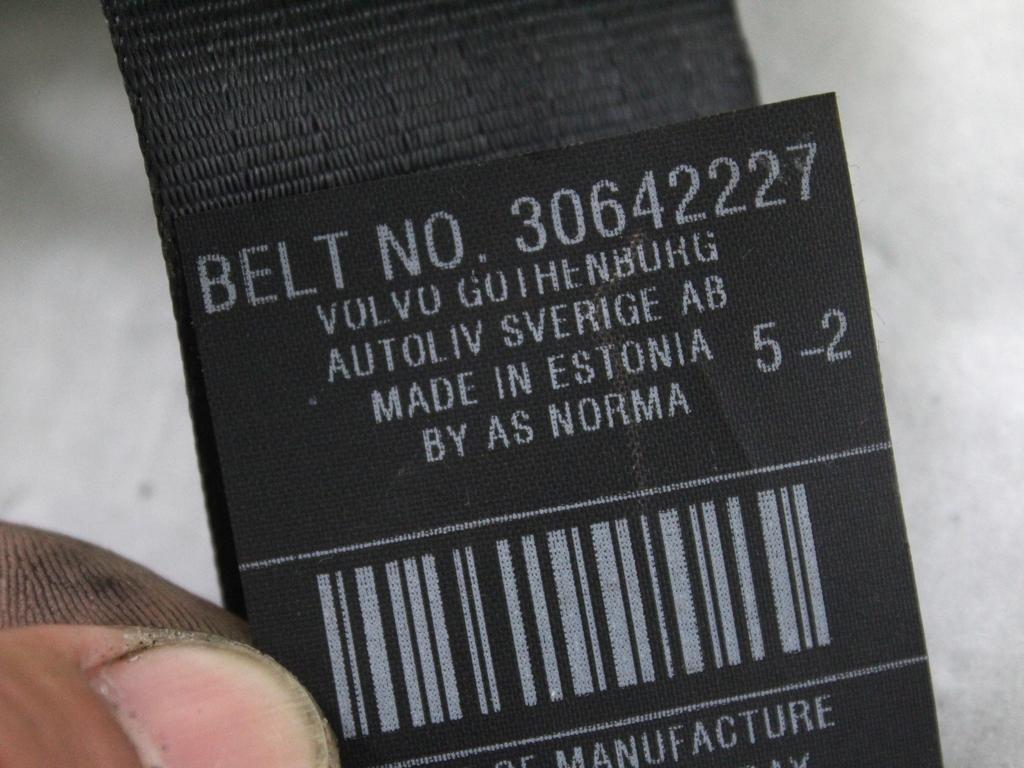 30724045 KIT AIRBAG VOLVO C30 1.6 D 80KW 5M 3P (2007) RICAMBIO USATO CON PRETENSIONATORI CINTURE DI SICUREZZA, CENTRALINA AIRBAG, AIRBAG VOLANTE GUIDATORE, AIRBAG PASSEGGERO, CRUSCOTTO 30715435 30780629