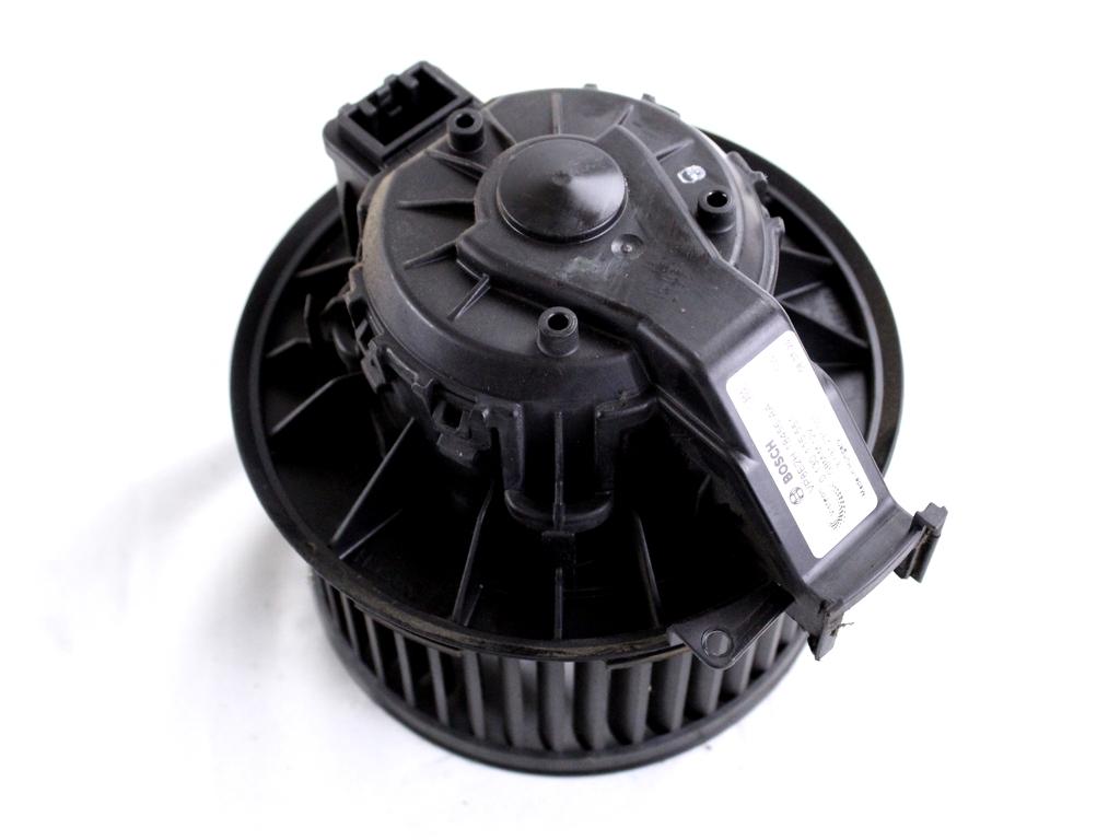 VP8E2H18456AA MOTORINO VENTOLA VENTILAZIONE ABITACOLO FORD FIESTA 1.2 B 60KW 5M 5P (2008) RICAMBIO USATO 0130115551