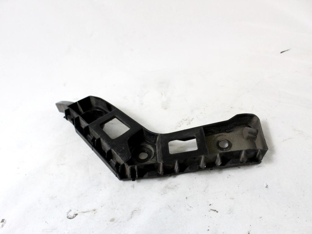 5G6807393 STAFFA SUPPORTO PARAURTI POSTERIORE LATO SINISTRO VOLKSWAGEN GOLF 7 1.2 B 63KW 5M 5P (2014) RICAMBIO USATO