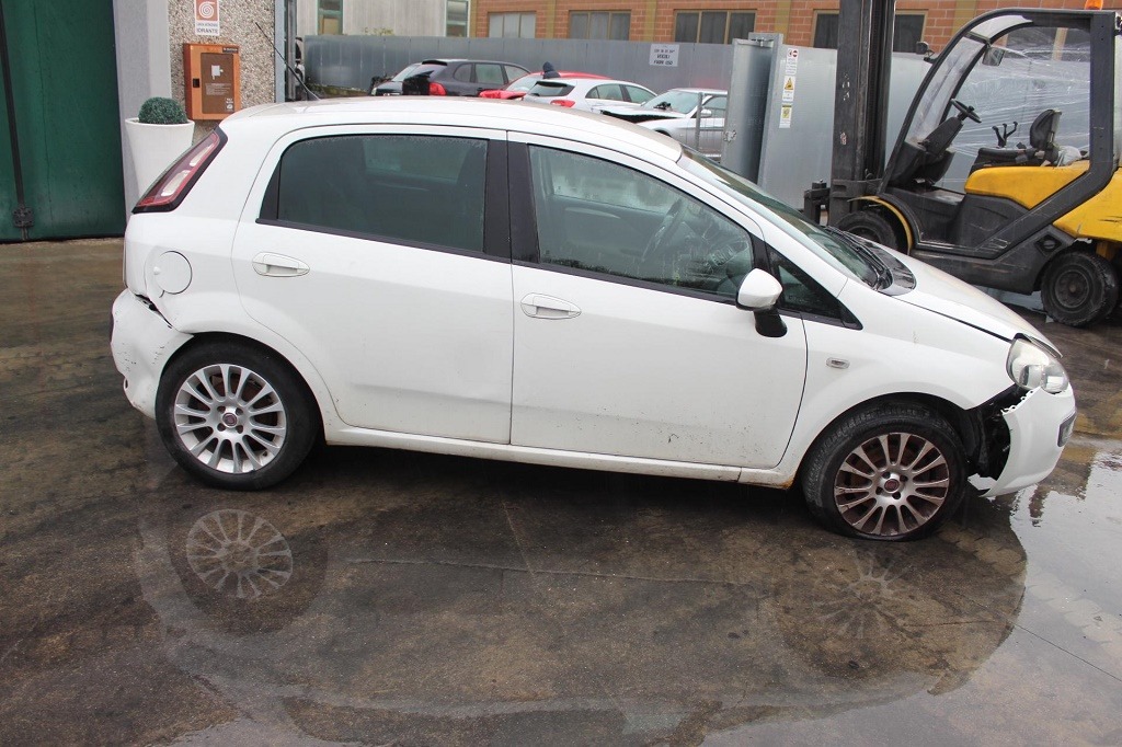 FIAT PUNTO EVO 1.3 D 66KW 5M 5P (2010) RICAMBI IN MAGAZZINO