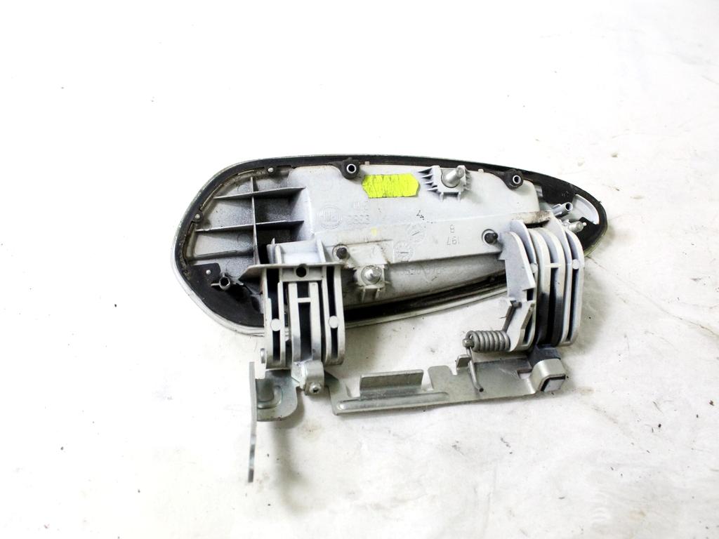 735499034 MANIGLIA ESTERNA PORTA ANTERIORE DESTRA FIAT PUNTO EVO 1.3 D 66KW 5M 5P (2010) RICAMBIO USATO